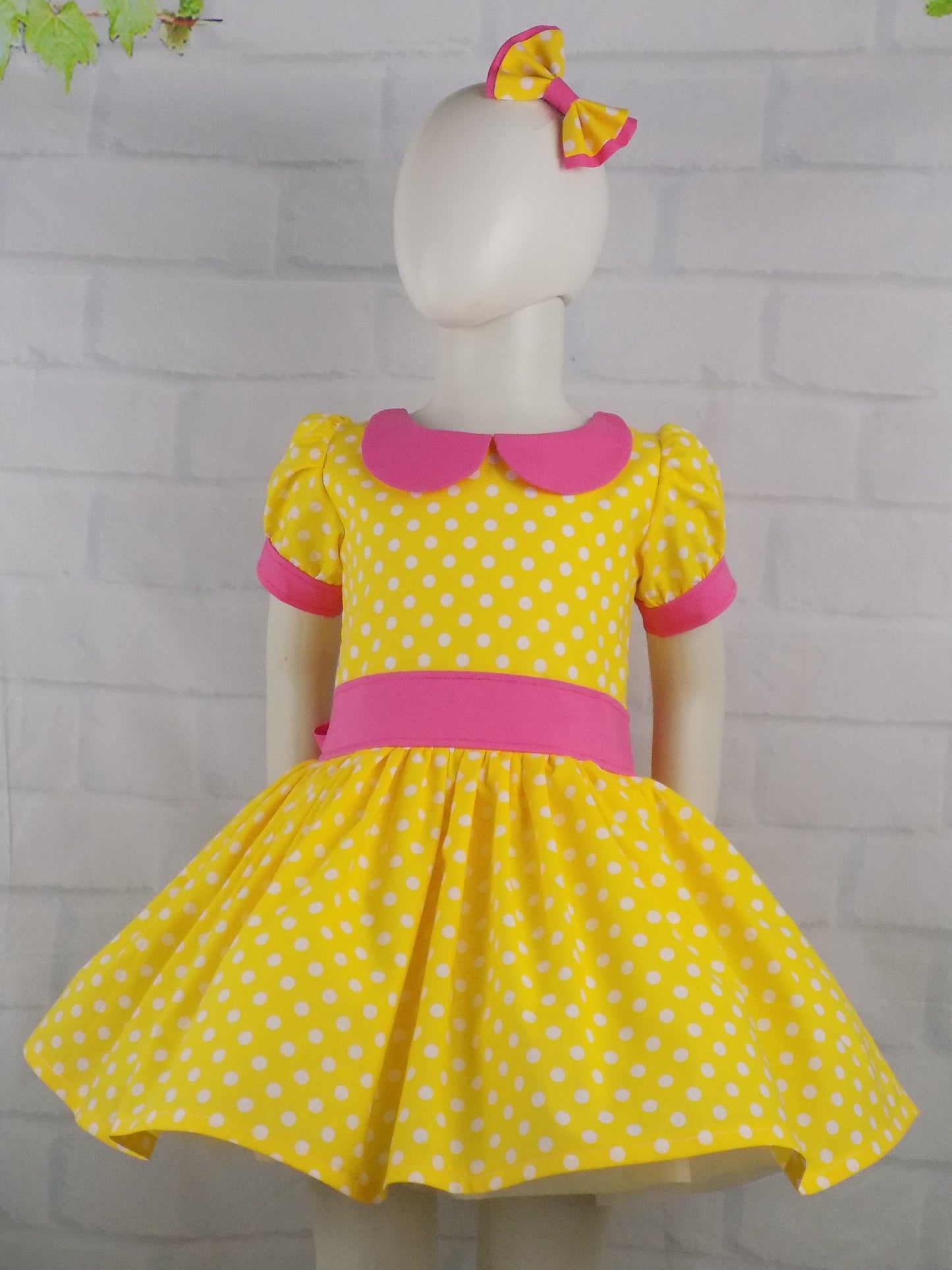 Girl Yellow Polka Dot Dress with Collar for Pageant Personality Wear