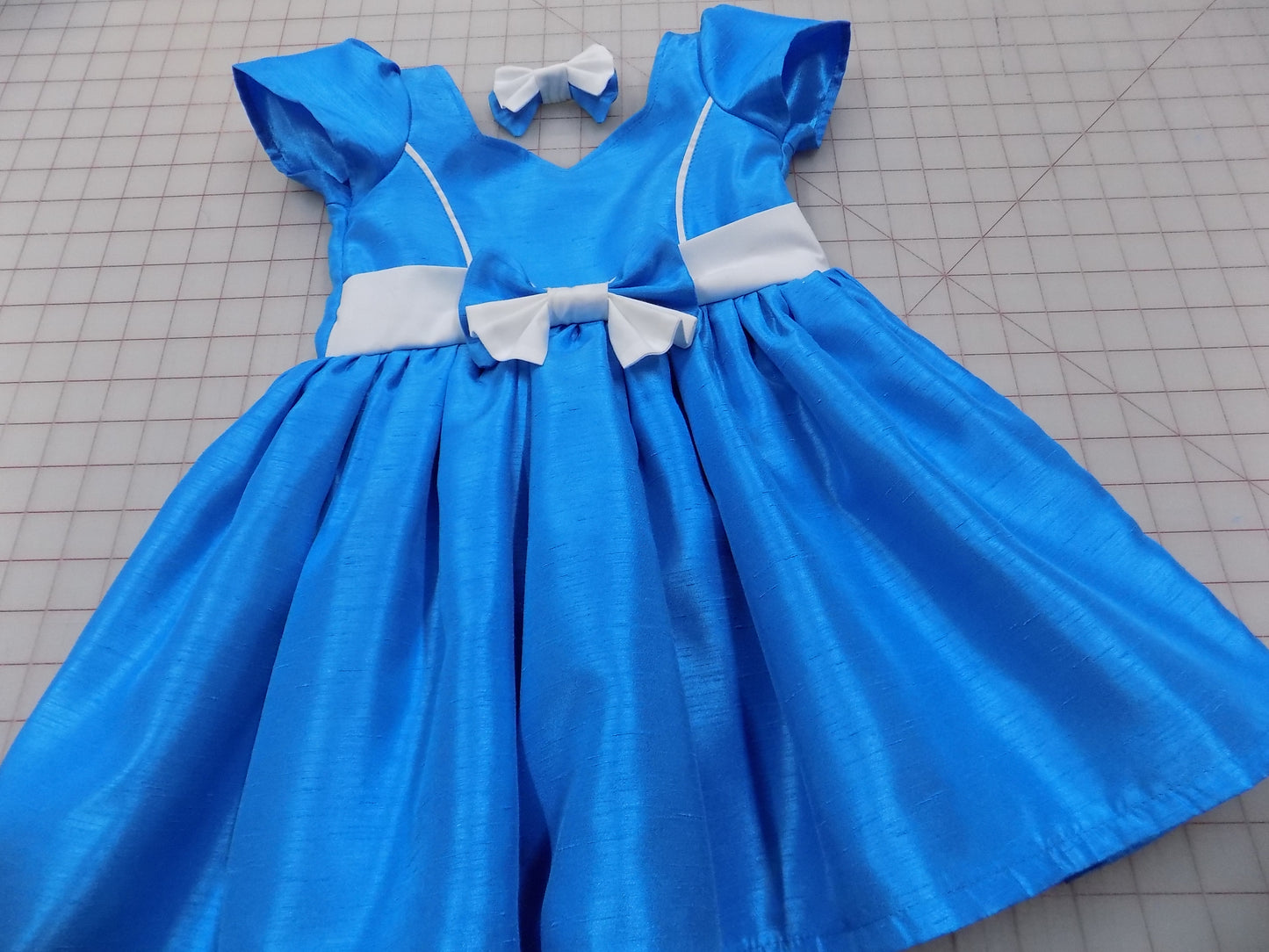 Blue Interview Dress with Sweetheart Neckline for Pageants in Turquoise Faux Silk Dupioni with Hair Bow