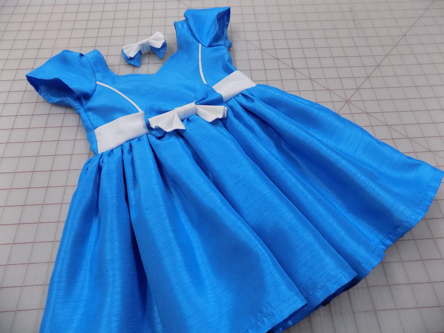 Blue Interview Dress with Sweetheart Neckline for Pageants in Turquoise Faux Silk Dupioni with Hair Bow